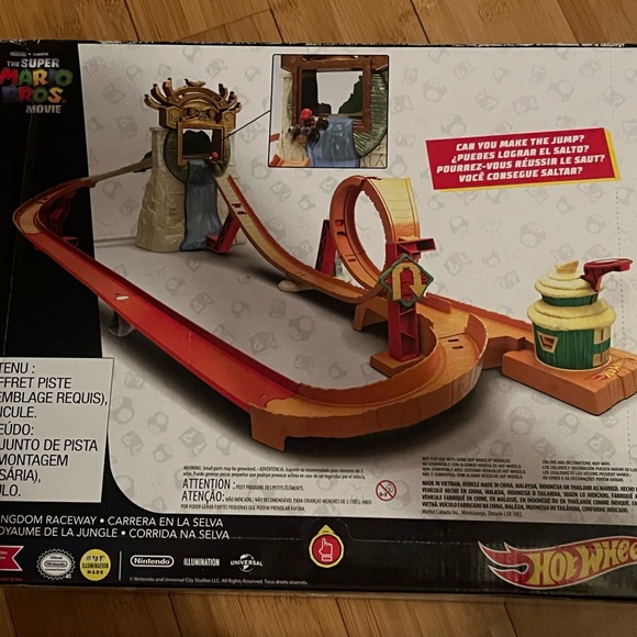 Mario Kart Jungle Kingdom Raceway Playset - Hot Wheels - Picture 3 of 6